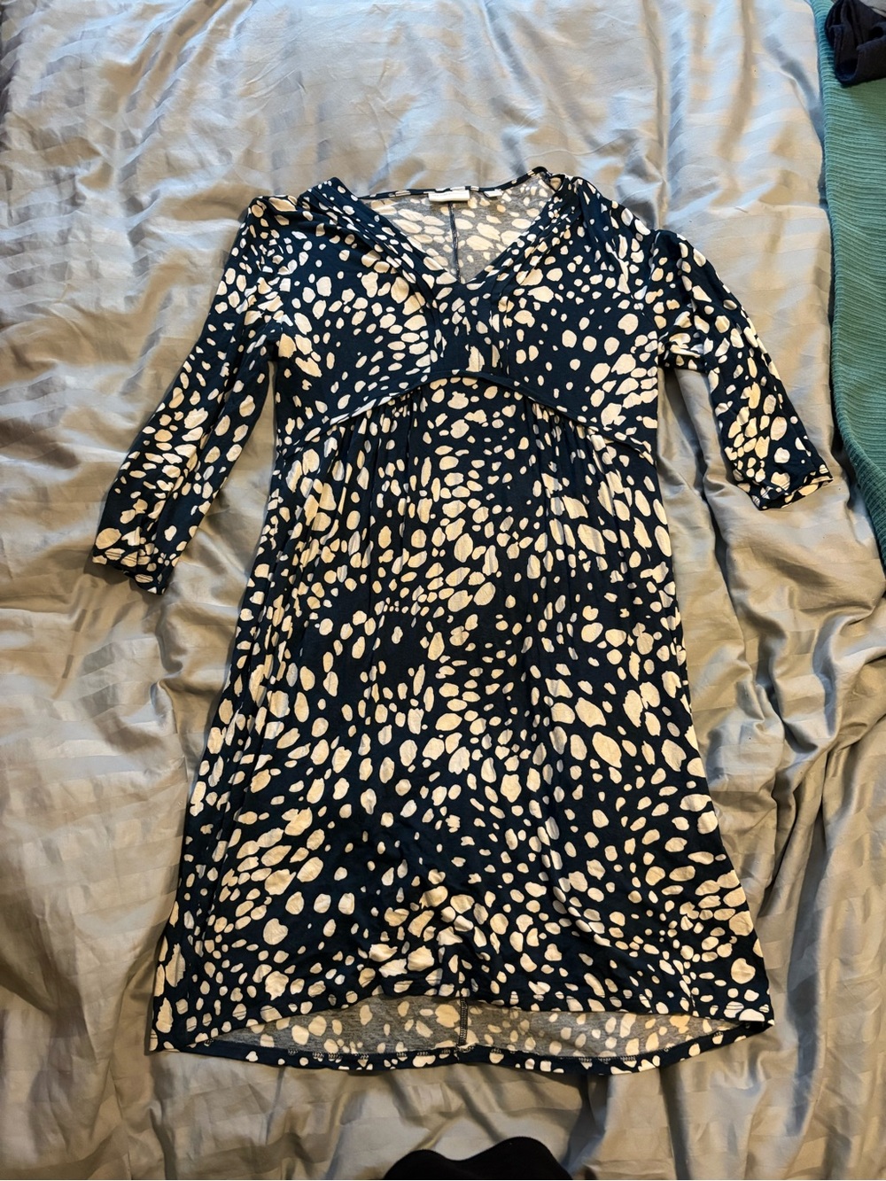 New York and Company NY&Co blue and cream vneck dots splatter dress large L